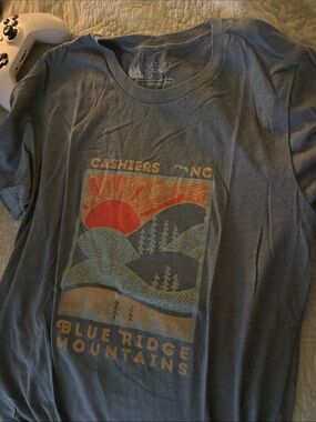 Women's Blue Graphic Tee - Blue Ridge Mountains